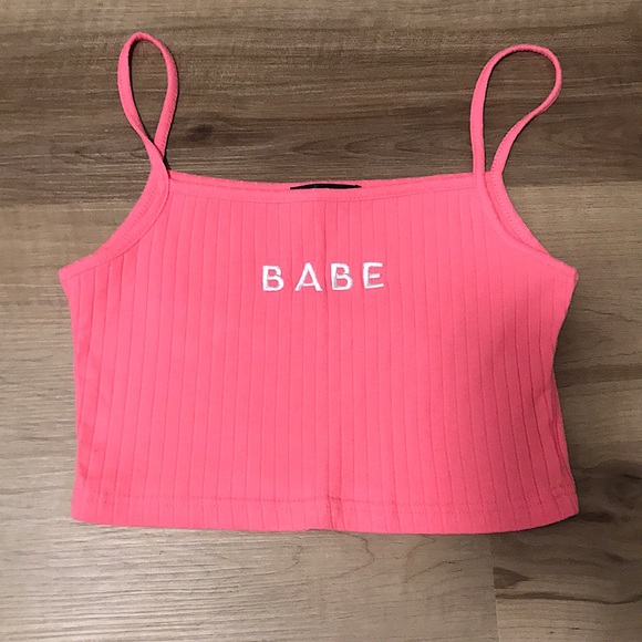 *NEW* Graphic Ribbed Crop - Picture 2 of 4